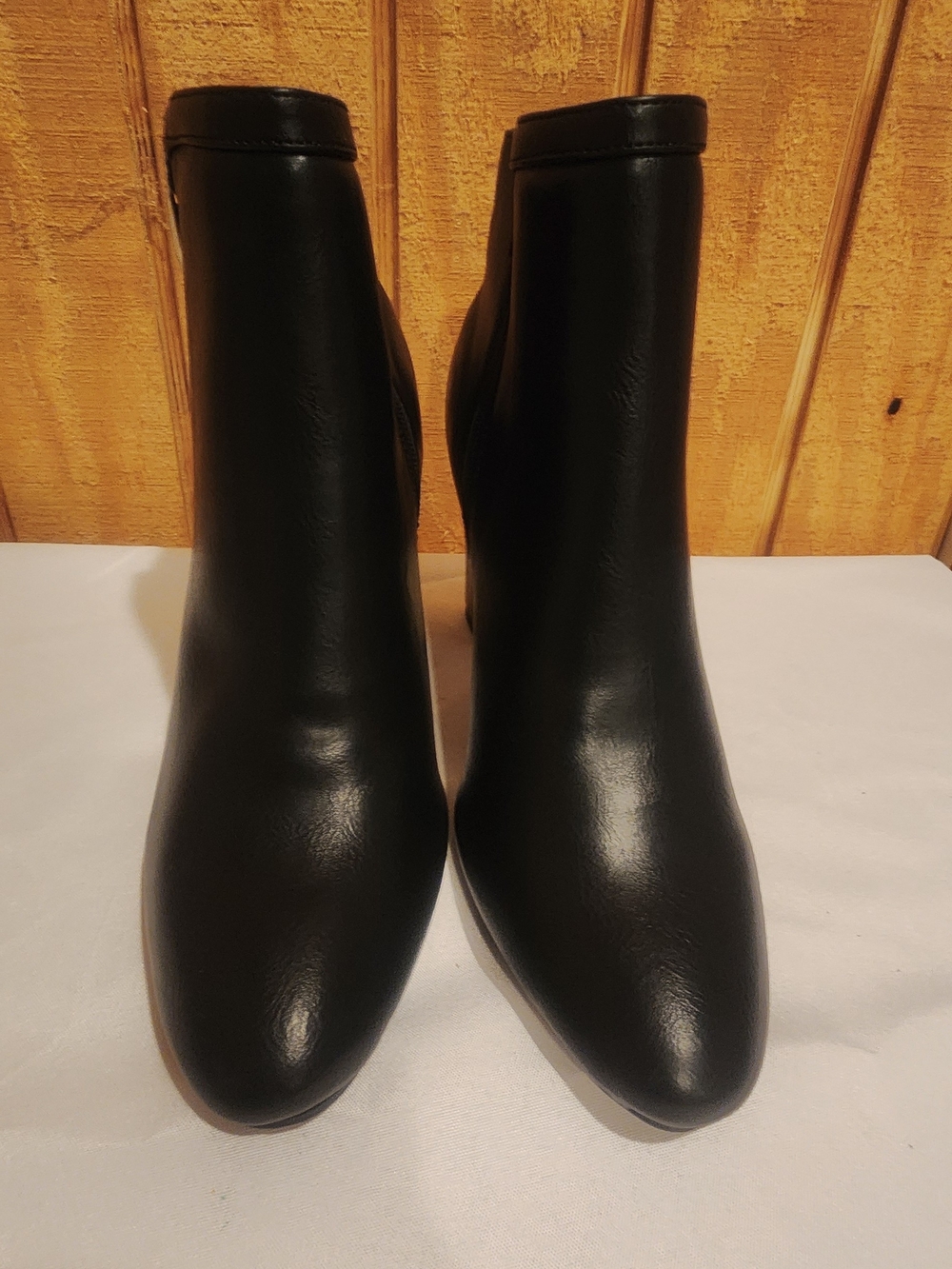 Dunion Classic Almond Toe Black Women's Ankle Zip Boots Block Gold Heel Size 8.5